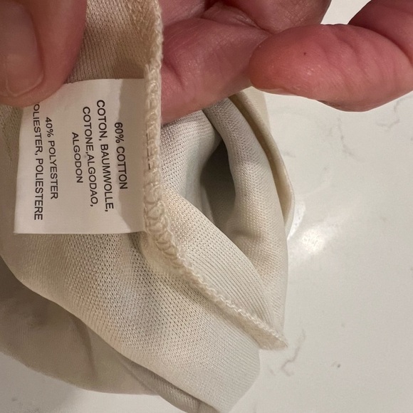 Black and Cream Crochet Square Pattern Top, sz M, adjustable straps, perfect - Picture 5 of 9